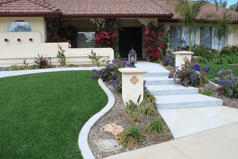 front lawn synthetic lawn by Courts and Greens in Bakersfield