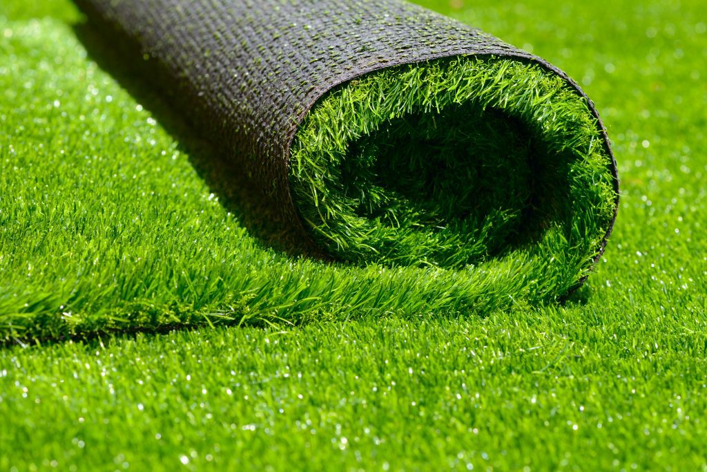 How to Hide Your Artificial Grass Seams from Showing